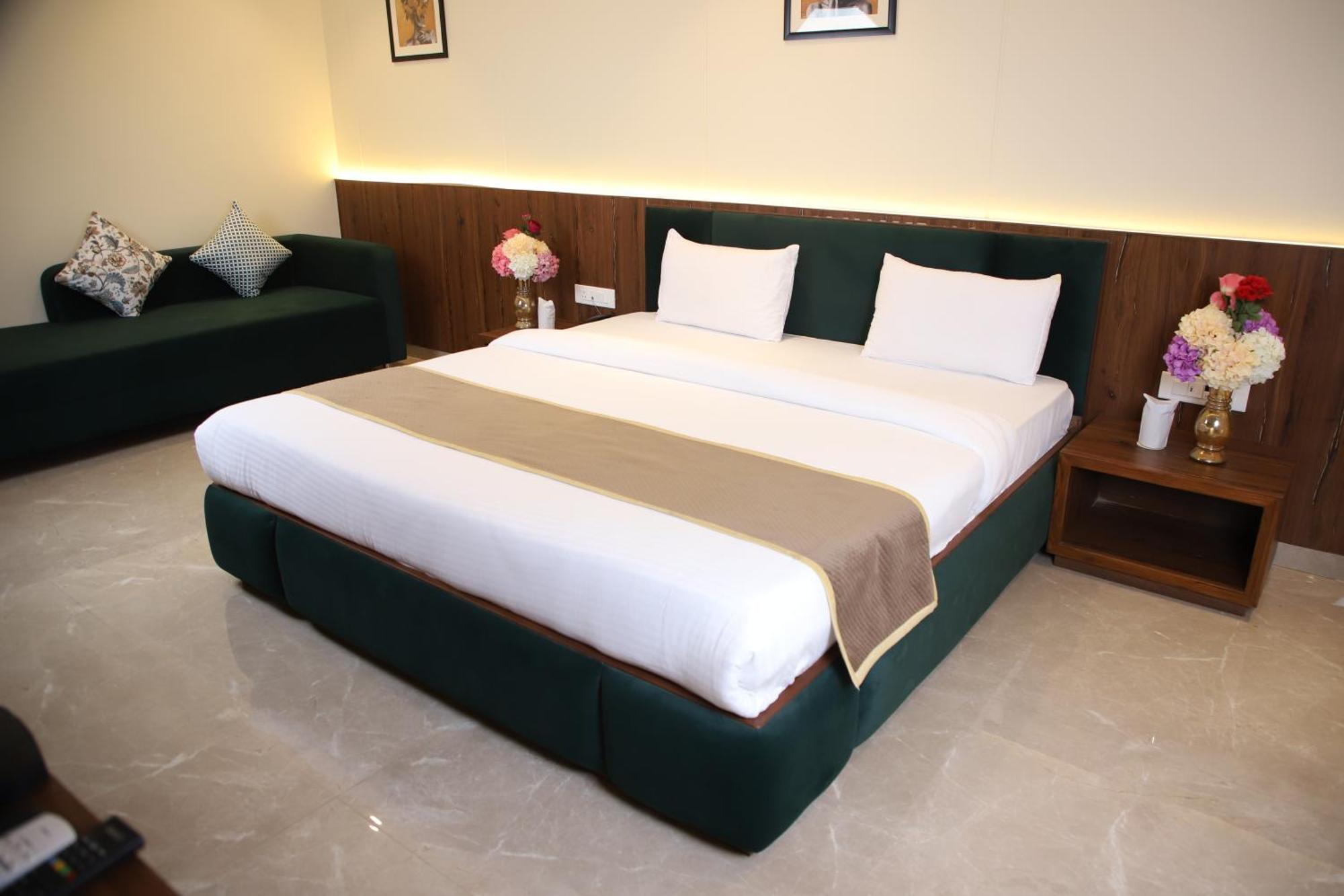 Pink Villa Boutique Hotel Meerut Exterior photo